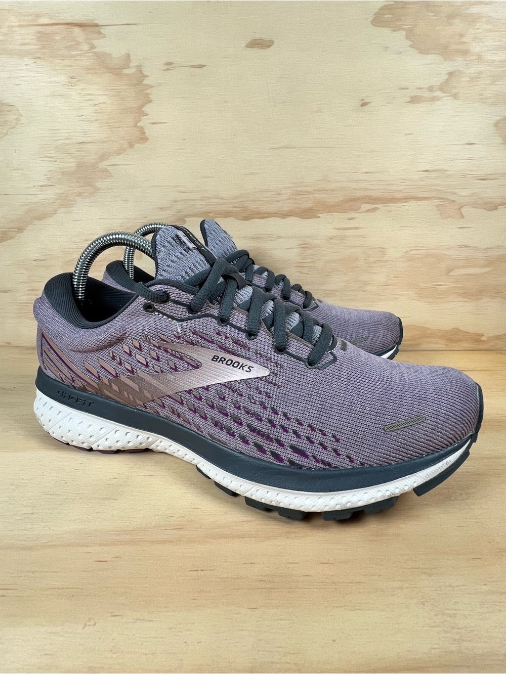 Brooks Ghost 13 Women Size 8.5 Purple Athletic Gym Sneakers Running Shoes